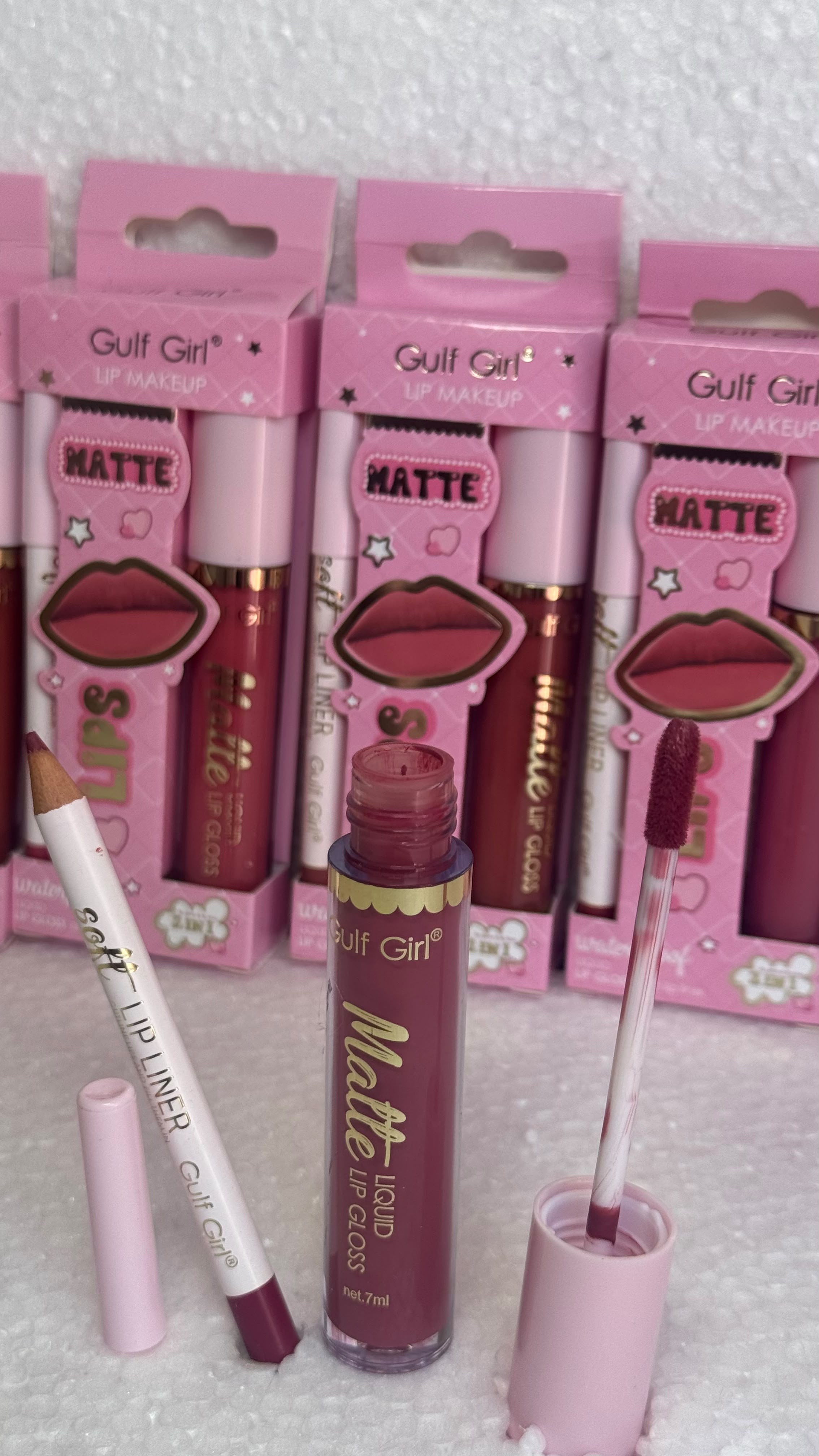 Liquid lip gloss+lip liner😍🩷